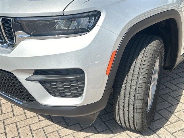 2025 Jeep Grand Cherokee GRAND CHEROKEE LAREDO 4X2