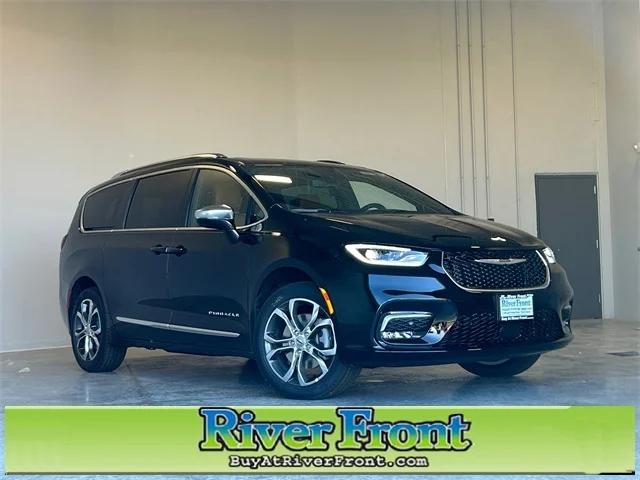 2025 Chrysler Pacifica PACIFICA PINNACLE AWD