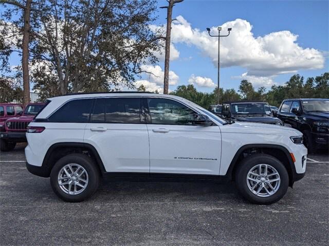 2025 Jeep Grand Cherokee GRAND CHEROKEE LAREDO X 4X2