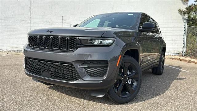 2025 Jeep Grand Cherokee GRAND CHEROKEE ALTITUDE X 4X4