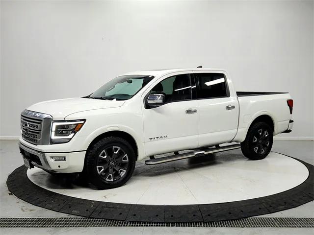 2023 Nissan TITAN Crew Cab Platinum Reserve 4x4