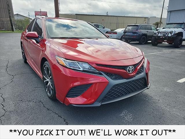 2020 Toyota Camry SE