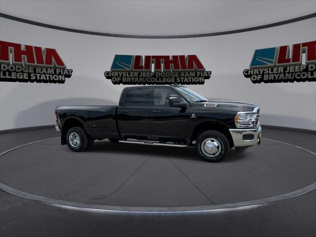 2024 RAM 3500 Tradesman Crew Cab 4x4 8 Box