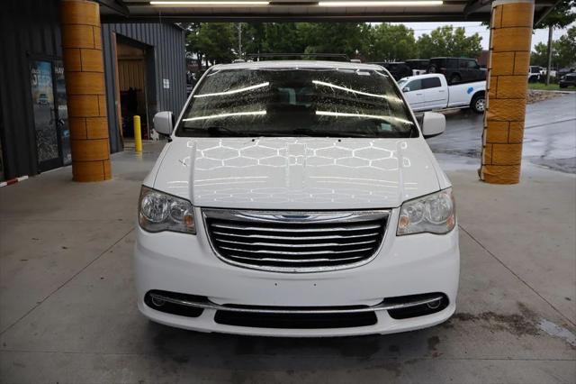 2014 Chrysler Town and Country Touring