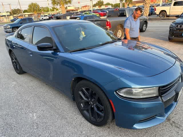 2020 Dodge Charger SXT RWD