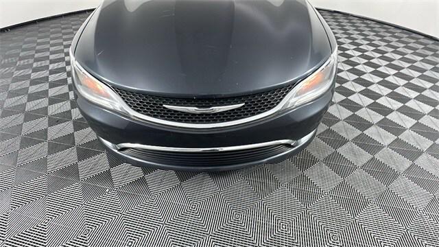 2017 Chrysler 200 Limited Platinum