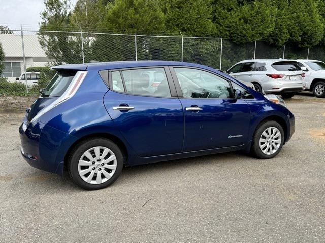 2016 Nissan LEAF S