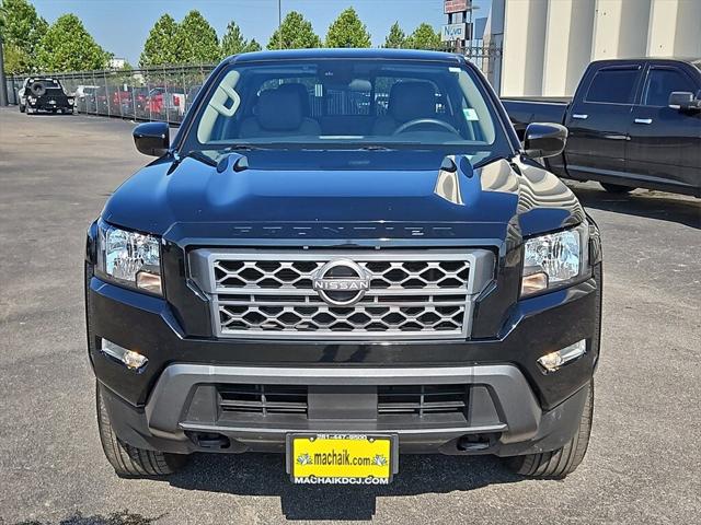 2022 Nissan Frontier Crew Cab SV 4x4