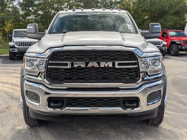 2024 RAM Ram 5500 Chassis Cab RAM 5500 TRADESMAN CHASSIS REGULAR CAB 4X4 84 CA
