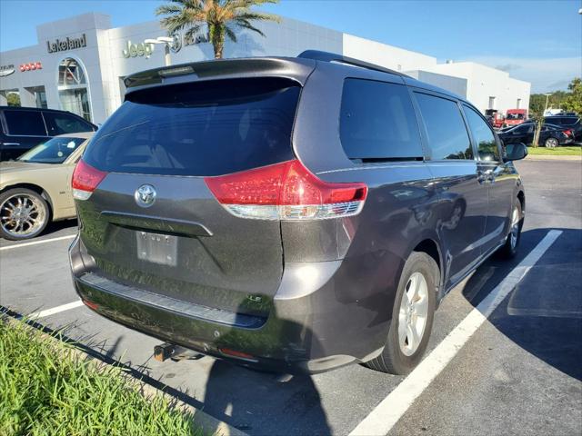 2014 Toyota Sienna LE V6 7 Passenger Mobility