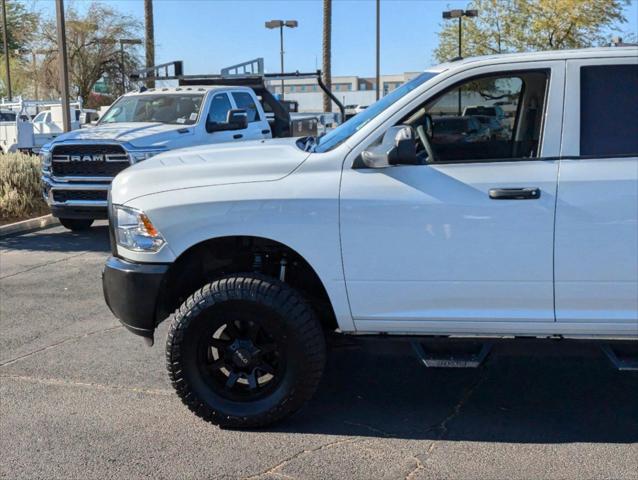 2018 RAM 3500 Tradesman Crew Cab 4x4 64 Box