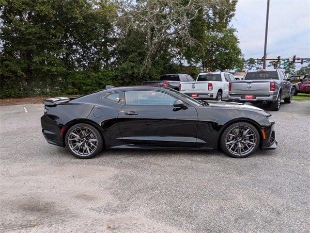 2022 Chevrolet Camaro RWD Coupe ZL1