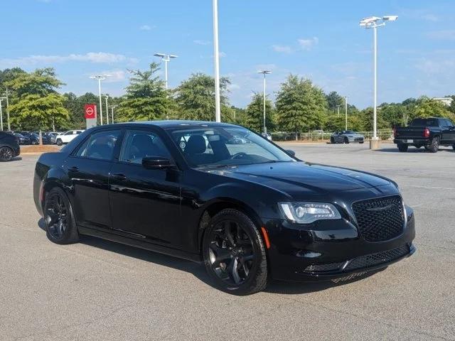 2022 Chrysler 300 Touring