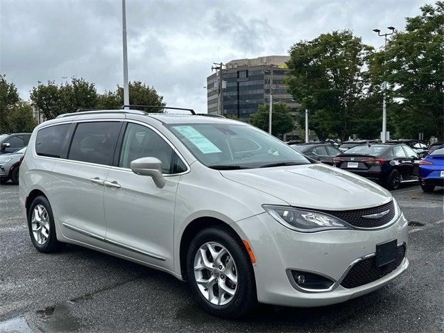 2020 Chrysler Pacifica Touring L Plus