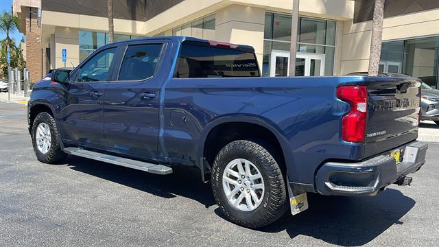 2020 Chevrolet Silverado 1500 4WD Crew Cab Standard Bed RST 11