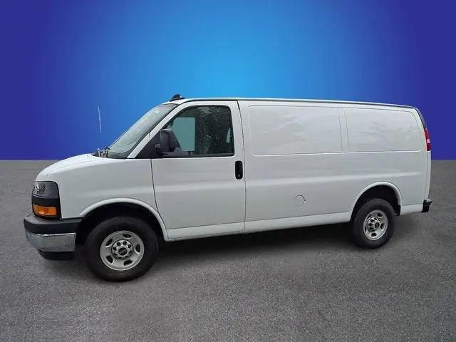 2024 GMC Savana Cargo RWD 2500 Regular Wheelbase Work Van