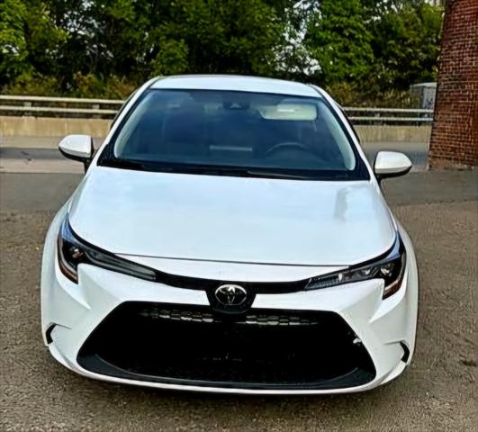 2022 Toyota Corolla LE 5