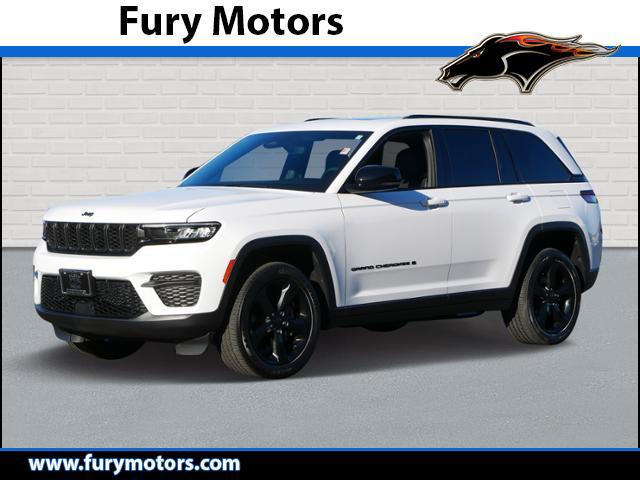 2023 Jeep Grand Cherokee Altitude 4x4 for sale in South St. Paul, MN