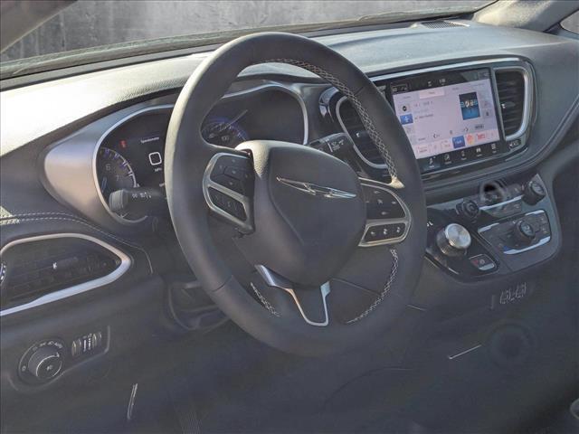 2025 Chrysler Pacifica PACIFICA SELECT