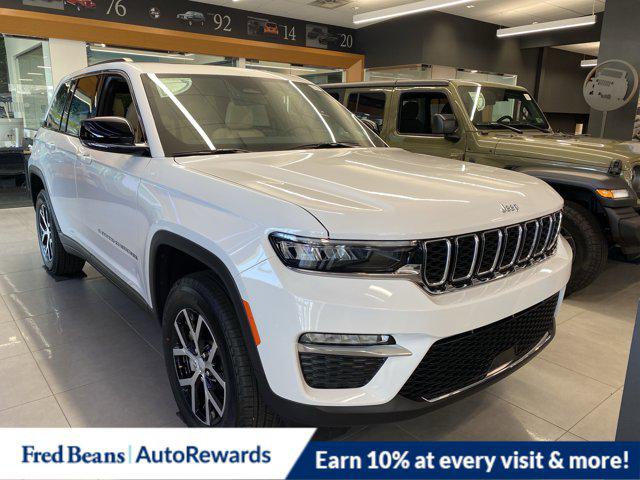 2025 Jeep Grand Cherokee GRAND CHEROKEE LIMITED 4X4
