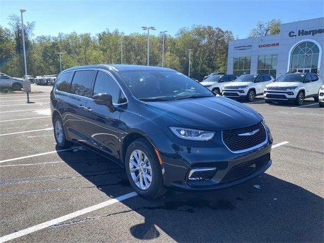 2025 Chrysler Pacifica PACIFICA SELECT AWD