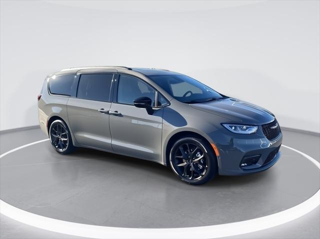 2025 Chrysler Pacifica PACIFICA LIMITED