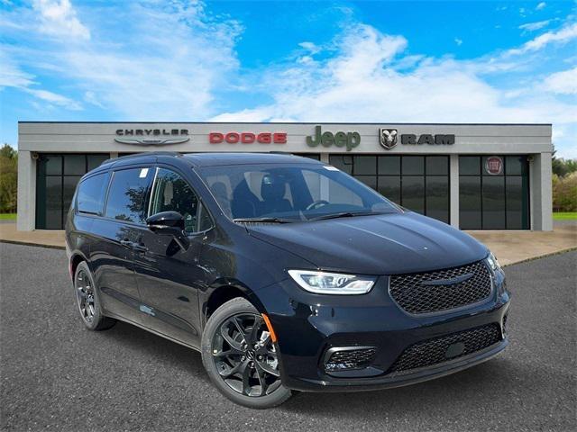 2025 Chrysler Pacifica PACIFICA LIMITED