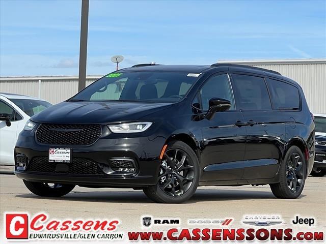 2025 Chrysler Pacifica PACIFICA LIMITED