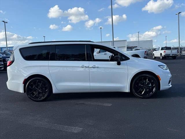 2025 Chrysler Pacifica PACIFICA LIMITED