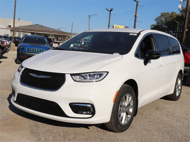 2025 Chrysler Pacifica PACIFICA SELECT AWD