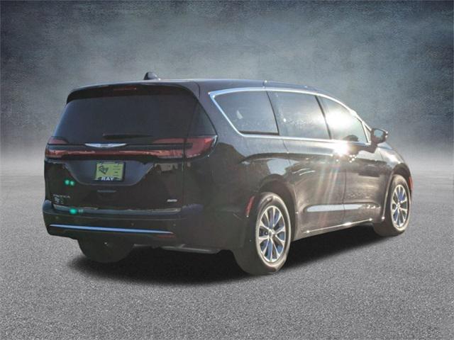 2025 Chrysler Pacifica PACIFICA SELECT AWD