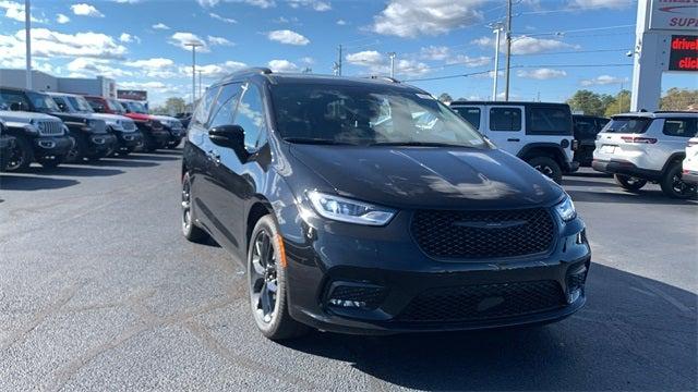 2025 Chrysler Pacifica PACIFICA LIMITED