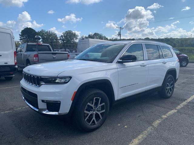 2025 Jeep Grand Cherokee GRAND CHEROKEE LAREDO X 4X2