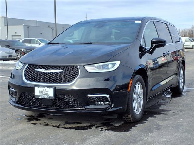 2025 Chrysler Pacifica PACIFICA SELECT