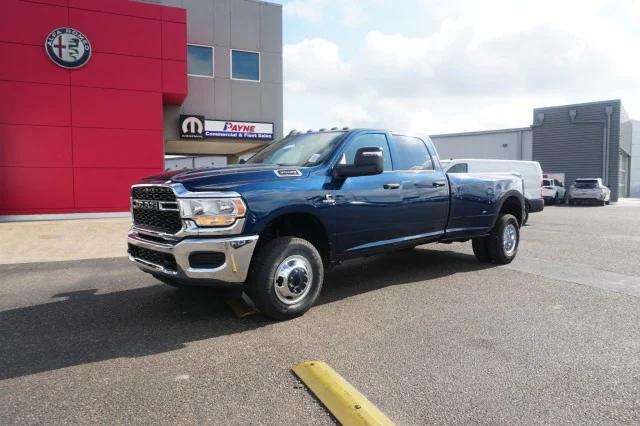 2024 RAM Ram 3500 RAM 3500 TRADESMAN CREW CAB 4X4 8 BOX