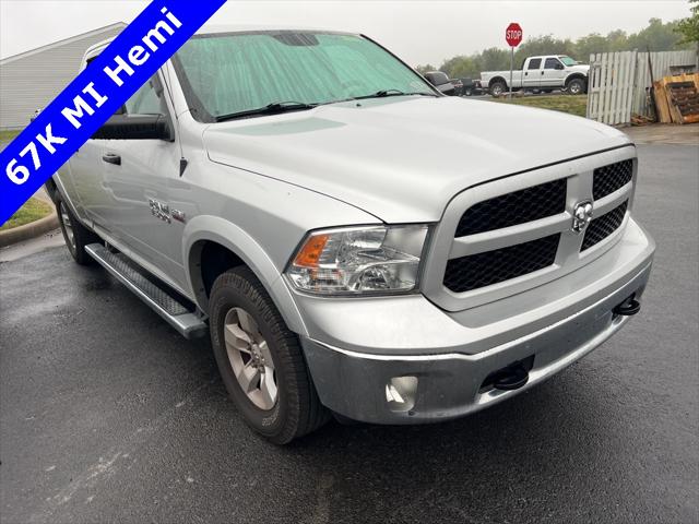 2017 RAM 1500 SLT