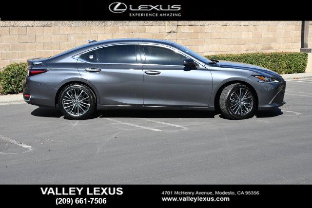 2025 Lexus ES 300h ES 300h