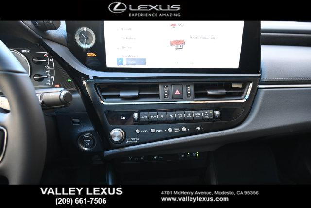 2025 Lexus ES 300h ES 300h