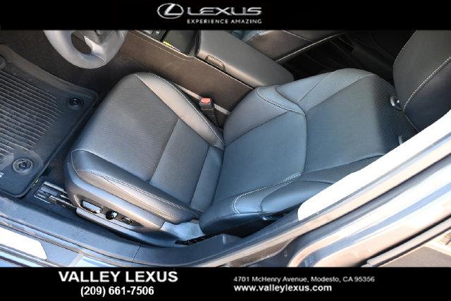 2025 Lexus ES 300h ES 300h