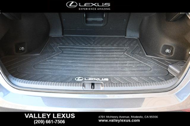 2025 Lexus ES 300h ES 300h