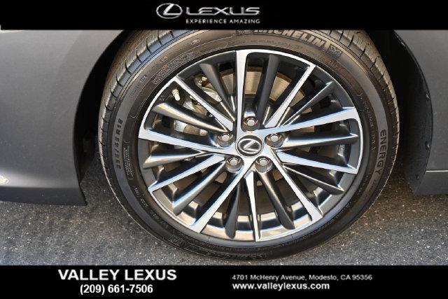 2025 Lexus ES 300h ES 300h
