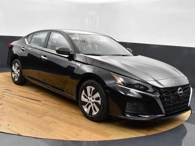 2025 Nissan Altima S FWD