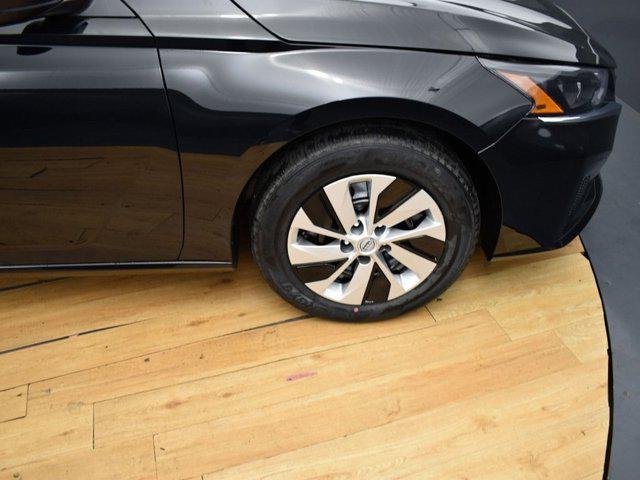 2025 Nissan Altima S FWD