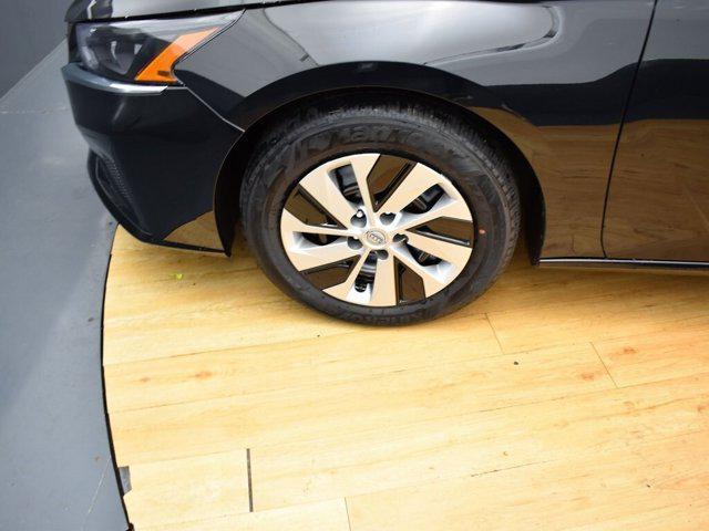 2025 Nissan Altima S FWD