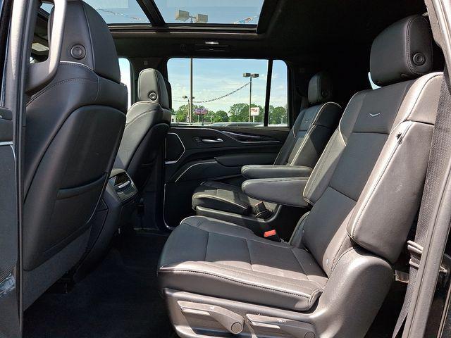 2022 Cadillac Escalade ESV 4WD Sport