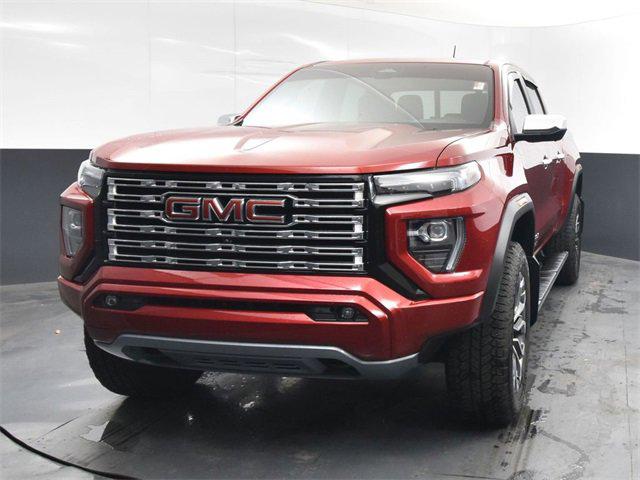 2023 GMC Canyon 4WD Crew Cab Short Box Denali