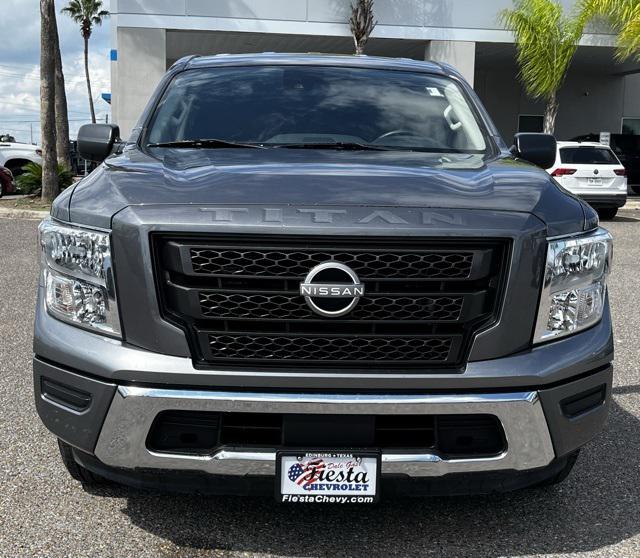 2023 Nissan TITAN Crew Cab SV 4x2