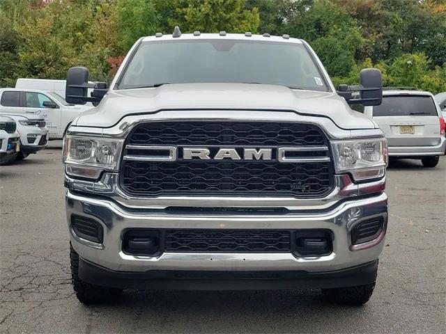 2020 RAM 2500 Tradesman Crew Cab 4X4 64 Box