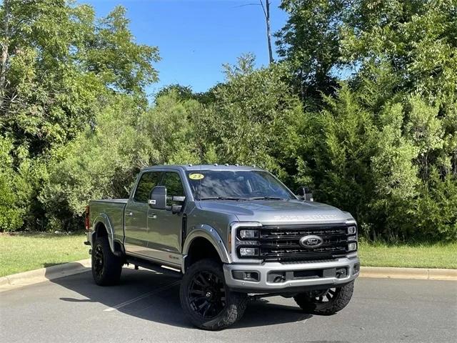 2023 Ford F-350 LARIAT