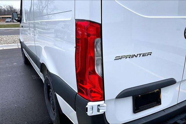 2025 Mercedes-Benz Sprinter 2500 Standard Roof 4-Cyl Diesel